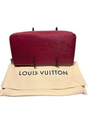 Louis Vuitton Fuchsia Epi Leather Zippy Wallet Silver Hardware France